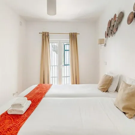 Casa Da Mouraria Apartment *